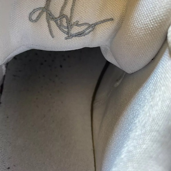 🍎 Nike 859466–103  2017 Kids Sz 5Y Sneakers - Picture 10 of 14